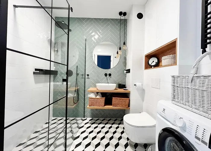 Malta - Baltic Line *