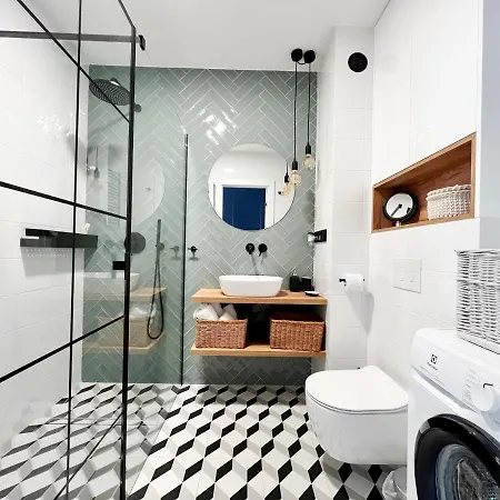 Malta - Baltic Line *